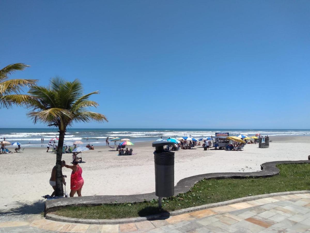 Casa Linda E Aconchegante Com Piscina -Aquecimento Solar O Ano Todo Perto Da Praia Praia Grande  Exteriör bild
