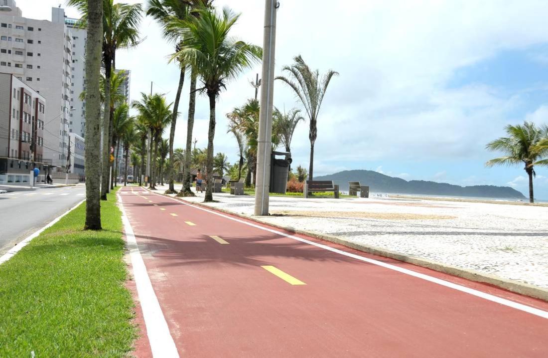 Casa Linda E Aconchegante Com Piscina -Aquecimento Solar O Ano Todo Perto Da Praia Praia Grande  Exteriör bild